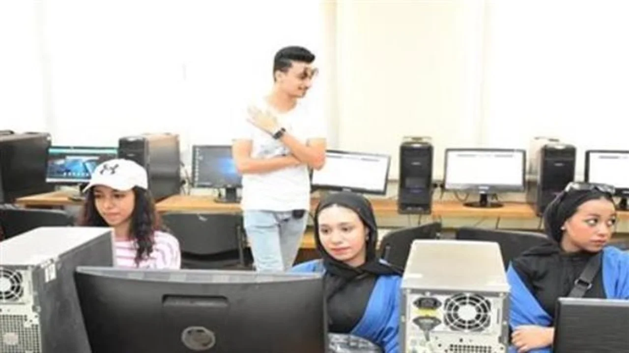 فتح التسجيل.. وزارة التعليم تعلن عن التقديم للصف الأول الثانوي